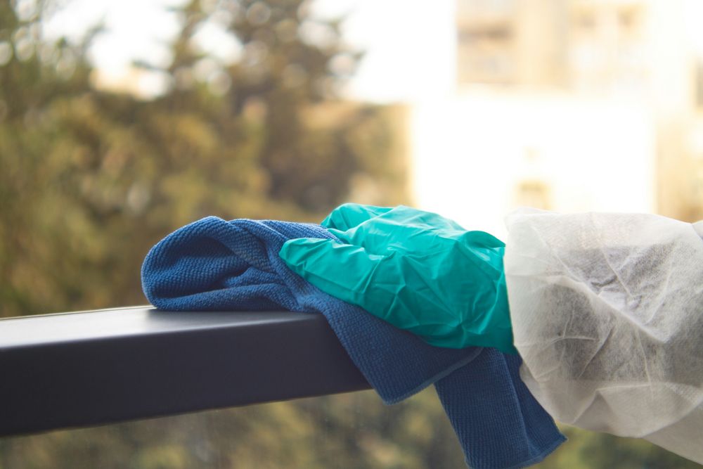 Gründliche Detailreinigung mit Mikrofasertuch